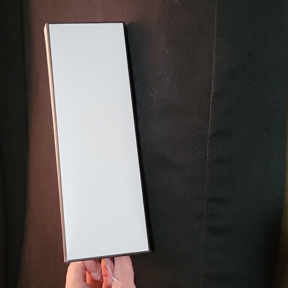 Chanel - Picture 3 of 5